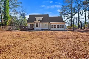 610 W 6th Ave, Raeford, NC 28376 - Photo 4