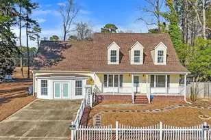 610 W 6th Ave, Raeford, NC 28376 - Photo 2