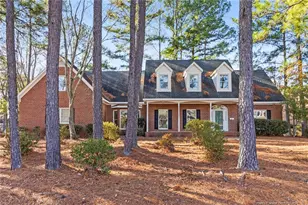 208 Woodsage Cir, Fayetteville, NC 28303 - Photo 2