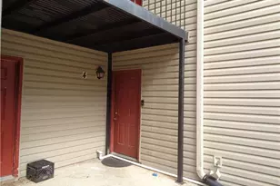 1128 Southwood Dr, Fayetteville, NC 28304 - Photo 2