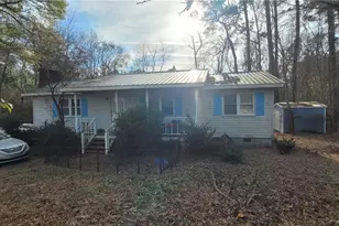 1813 Lee Britt Rd, Lumberton, NC 28358 - Photo 8