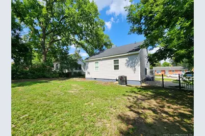 1207 Hillsboro Street, Fayetteville, NC 28301 - Photo 4
