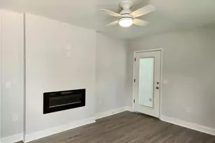 1207 Hillsboro St, Fayetteville, NC 28301 - Photo 12