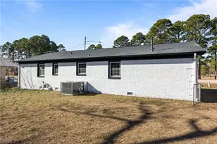 284 Bonanza Dr, Fayetteville, NC 28303 - Photo 18