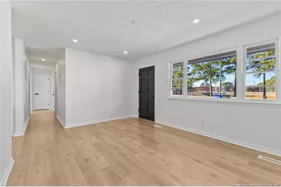 284 Bonanza Drive, Fayetteville, NC 28303 - Photo 8