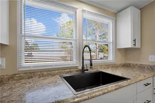 4630 Elite Ct, Hope Mills, NC 28348 - Photo 10