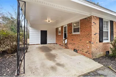 1087 Torrey Drive, Fayetteville, NC 28301 - Photo 4