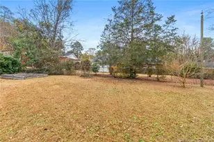 1087 Torrey Dr, Fayetteville, NC 28301 - Photo 30