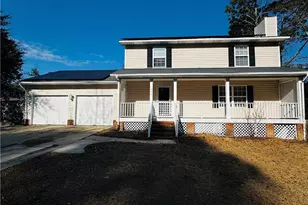 624 Porter Rd, Hope Mills, NC 28348 - Photo 1