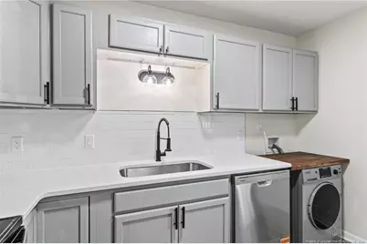 5982 Spinner Road, Hope Mills, NC 28348 - Photo 10