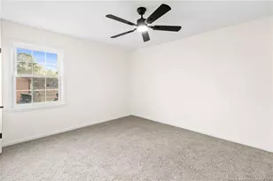 5982 Spinner Rd, Hope Mills, NC 28348 - Photo 18