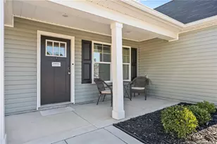 153 Magnolia St, Parkton, NC 28371 - Photo 8