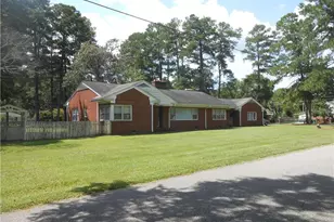 2405 N Kenan Ave, Lumberton, NC 28358 - Photo 1