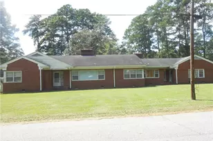 2405 N Kenan Ave, Lumberton, NC 28358 - Photo 2