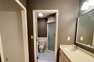 684 N Wilkinson Dr, Saint Pauls, NC 28384 - Photo 38