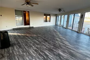 684 N Wilkinson Dr, Saint Pauls, NC 28384 - Photo 14