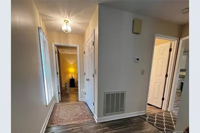 684 N Wilkinson Drive, Saint Pauls, NC 28384 - Photo 8