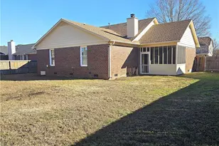 1162 Derbyshire Rd, Fayetteville, NC 28314 - Photo 6