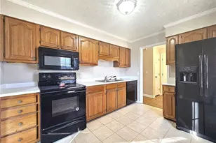 1162 Derbyshire Rd, Fayetteville, NC 28314 - Photo 12