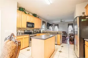 3236 Forest Mill Cir, Raleigh, NC 27616 - Photo 12