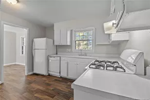 528 Waterbury Dr, Fayetteville, NC 28311 - Photo 10