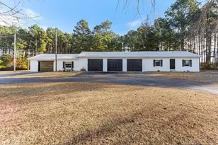 447 T Johnson Rd, Carthage, NC 28327 - Photo 10