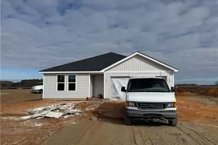 79 Baxley Dr, Dunn, NC 28334 - Photo 1