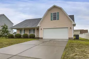 2923 Highplains Dr, Hope Mills, NC 28348 - Photo 2