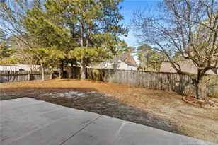 5764 Pepperbush Dr, Fayetteville, NC 28304 - Photo 22