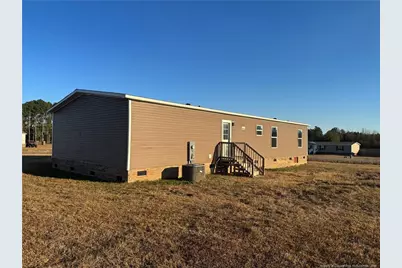 44 Bermuda Drive, Saint Pauls, NC 28384 - Photo 6