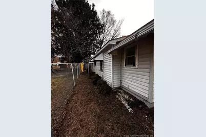 220 Winn Street, Mount Olive, NC 28365 - Photo 6