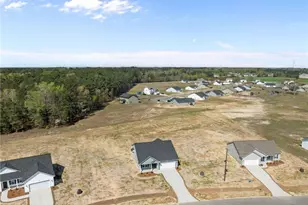 103 Orchard Ln, Parkton, NC 28371 - Photo 40