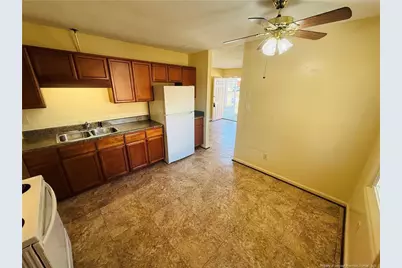 923 Fiske Drive, Fayetteville, NC 28311 - Photo 6