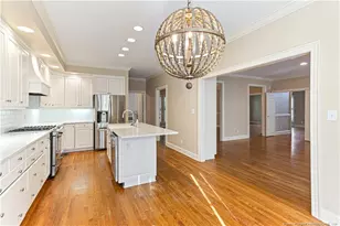 216A Devane St, Fayetteville, NC 28305 - Photo 10