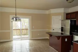 425 Georgetown Cir, Fayetteville, NC 28314 - Photo 8