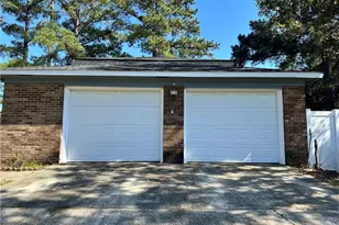 5921 Lake Terrace Ct, Fayetteville, NC 28304 - Photo 2