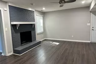 5921 Lake Terrace Ct, Fayetteville, NC 28304 - Photo 4