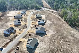 72 Orchard Ln, Parkton, NC 28371 - Photo 4