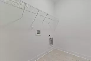 65 Orchard Ln, Parkton, NC 28371 - Photo 4