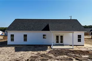 83 Orchard Ln, Parkton, NC 28371 - Photo 4