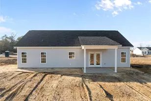 120 Orchard Ln, Parkton, NC 28371 - Photo 2