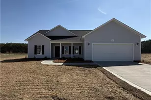 120 Orchard Ln, Parkton, NC 28371 - Photo 2