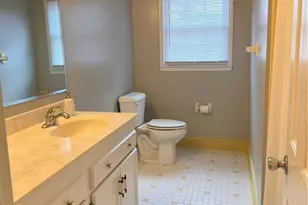 5453 Thompson Cir, Hope Mills, NC 28348 - Photo 16