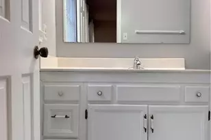 5453 Thompson Cir, Hope Mills, NC 28348 - Photo 14