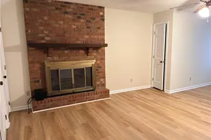 5453 Thompson Cir, Hope Mills, NC 28348 - Photo 12