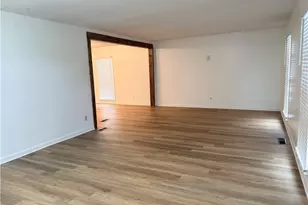 5453 Thompson Cir, Hope Mills, NC 28348 - Photo 4