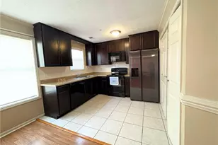 978 Stewarts Creek Dr, Fayetteville, NC 28314 - Photo 4