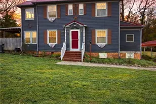 205 N College St, Red Springs, NC 28377 - Photo 1