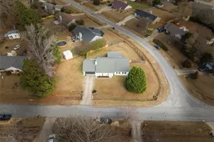 410 Woodberry Cir, Raeford, NC 28376 - Photo 32