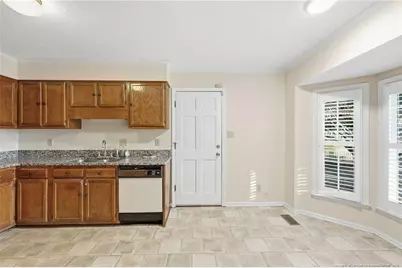 6017 Lakeway Drive, Fayetteville, NC 28306 - Photo 12